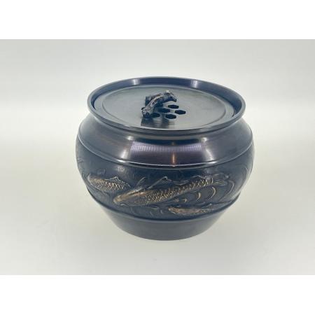 銅製 建水　鯉